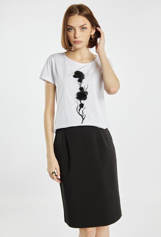 T-shirt z kwiatowym wzorem