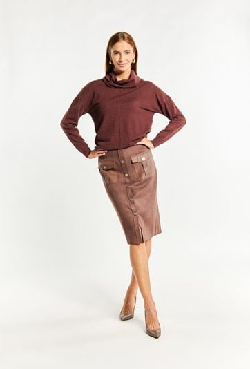 Sweter damski z luźnym golfem