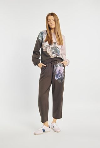 Spodnie dresowe ze zdobieniem