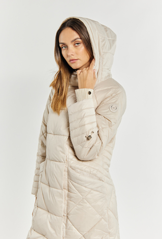 Pikowany płaszcz damski