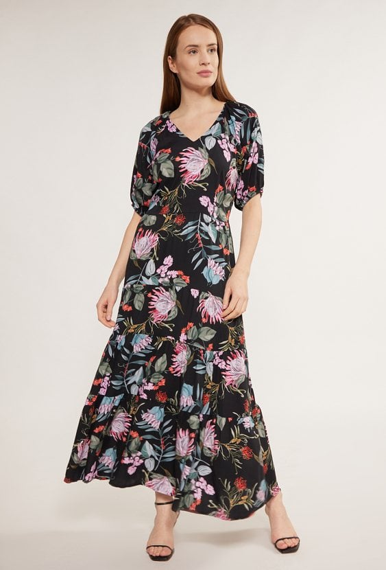 Wzorzysta sukienka maxi