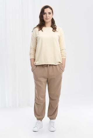 Beżowe klasyczne spodnie dresowe