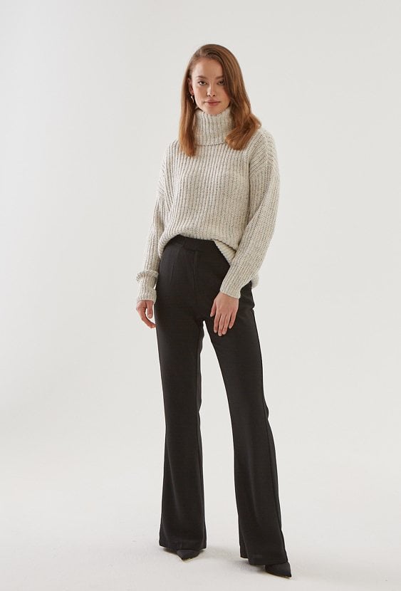 Golf z kolorową włóczką