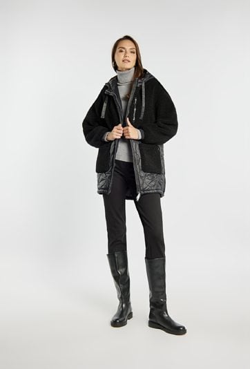 Płaszcz damski z łączonych materiałów