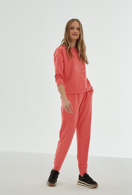 Bluza z aplikacja róży
