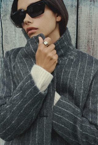 Klasyczny płaszcz damski