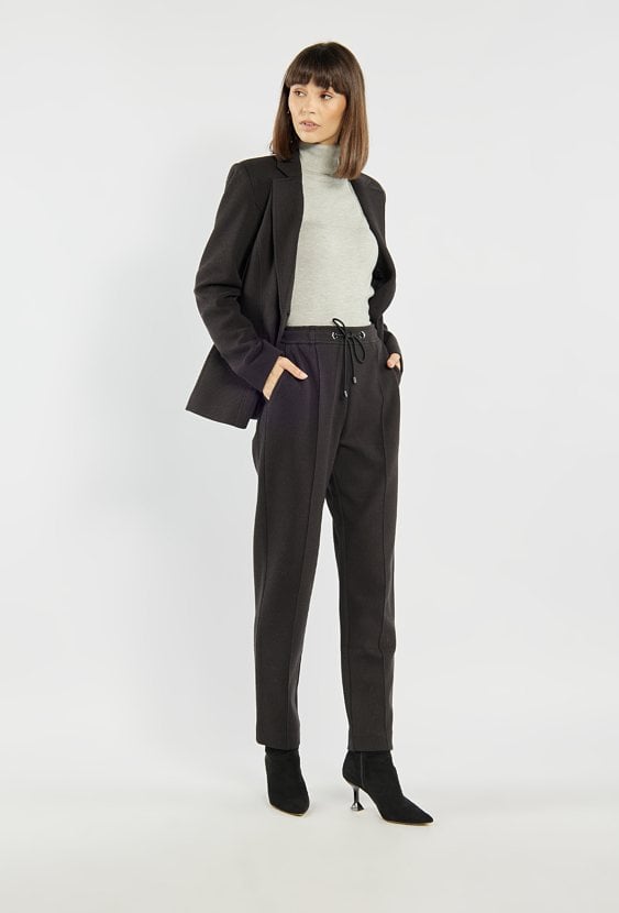 Spodnie z wiązaniem