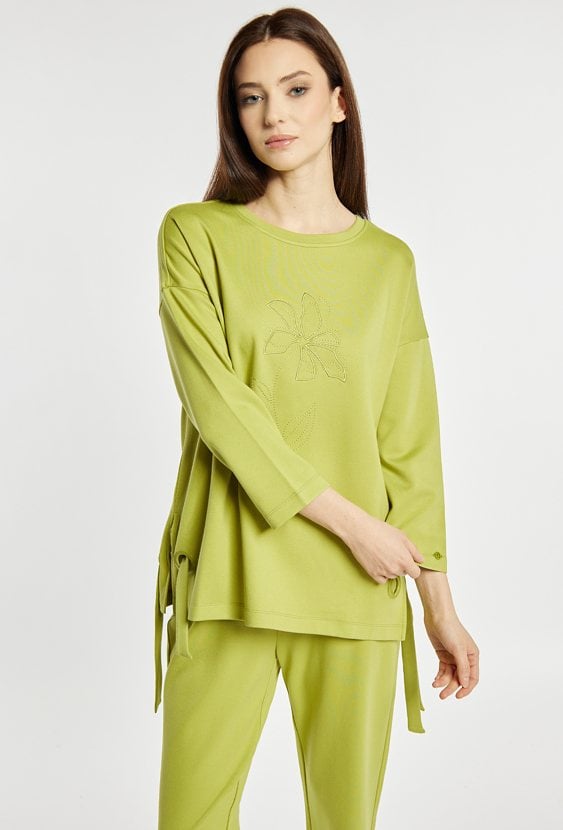 Bluza damska z metalowymi oczkami