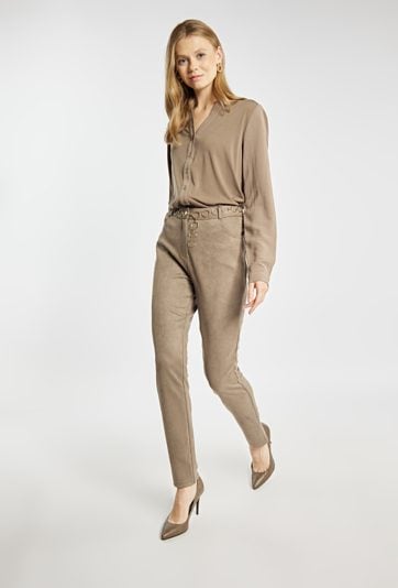 Dopasowane spodnie damskie