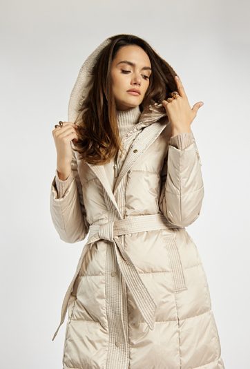 Puchowy płaszcz damski