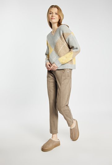 Spodnie z imitacji zamszu