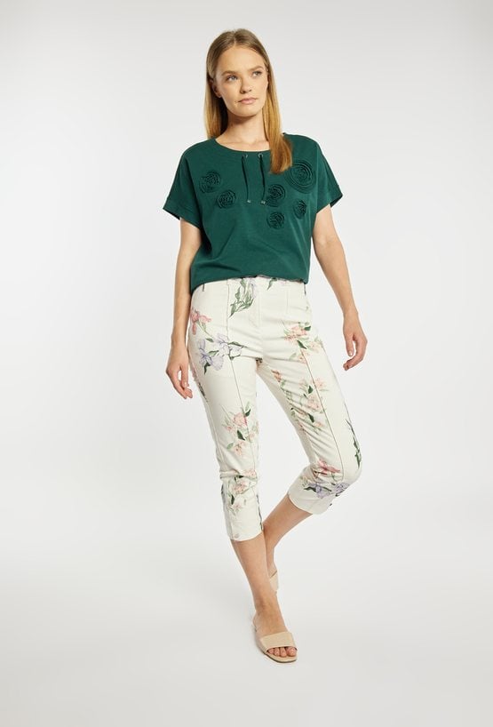 Spodnie capri w kwiaty