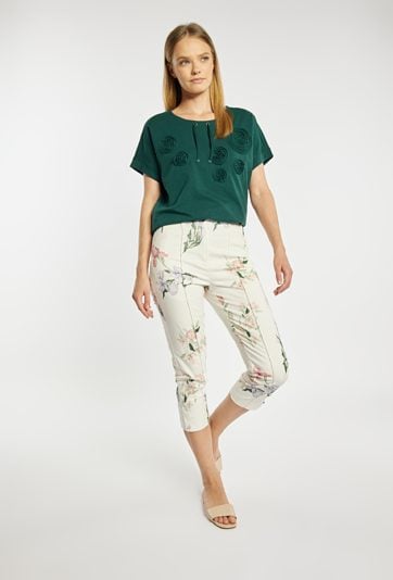 Spodnie capri w kwiaty