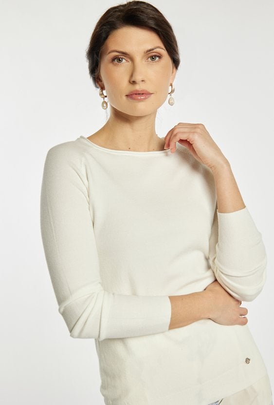 Klasyczny sweter damski