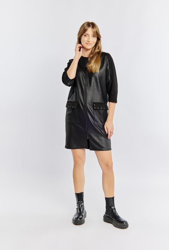 Sukienka z kieszeniami