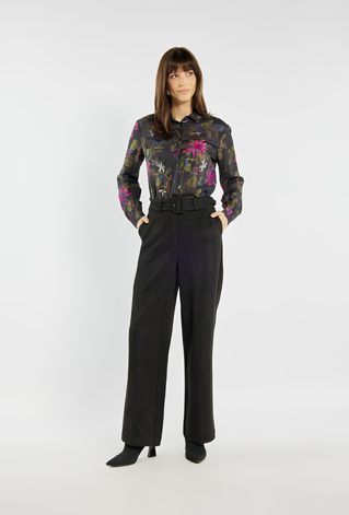 Spodnie damskie z szerszą nogawką