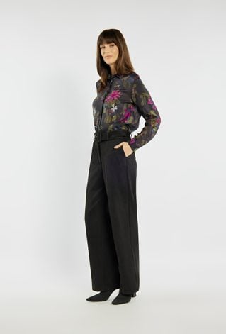 Spodnie damskie z szerszą nogawką