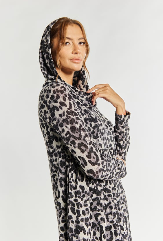 Sukienka damska ze zwierzęcym wzorem