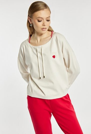 Bluza damska z haftowanym sercem