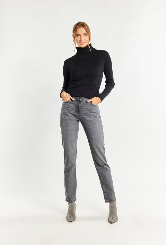 Damskie jeansy z szerokimi nogawkami