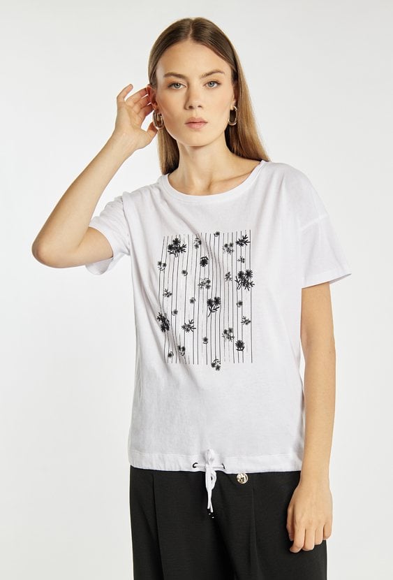 T-shirt z wiązaniem