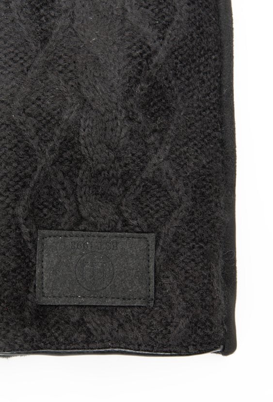 Rękawiczki z ciekawym splotem