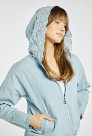 Bluza z haftowanym kapturem