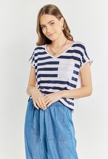 T-shirt damski z kieszonką