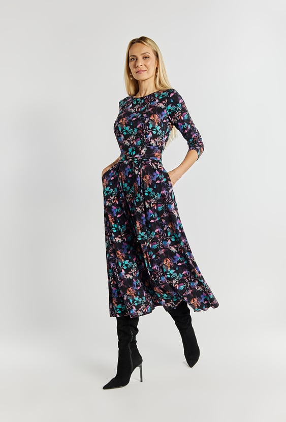 Sukienka damska w kwiatowy wzór