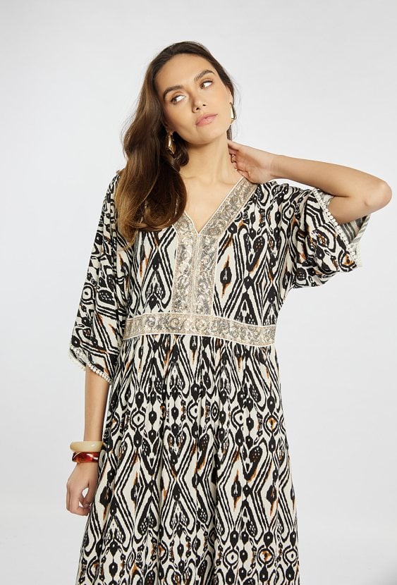 Sukienka midi w stylu boho