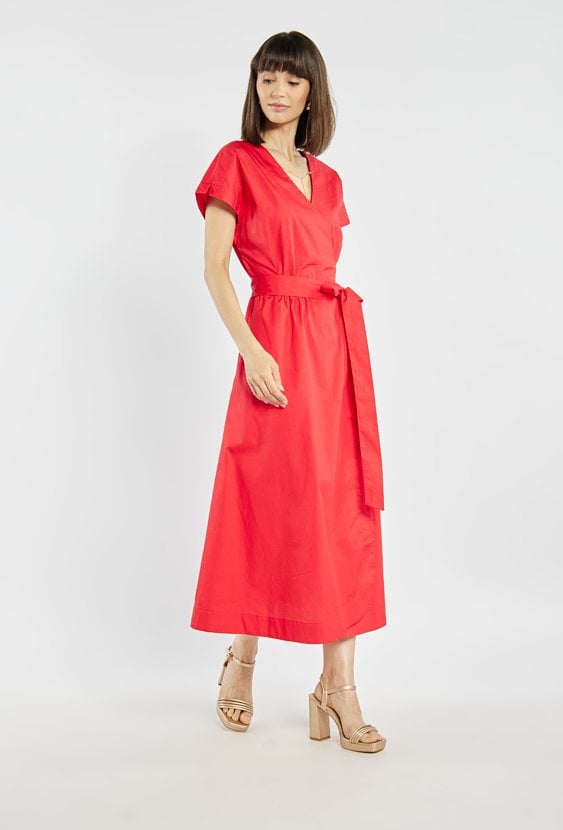 Sukienka z wiązaniem