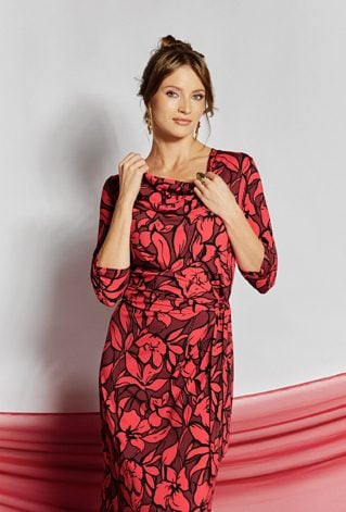 Sukienka z kwiatowym wzorem