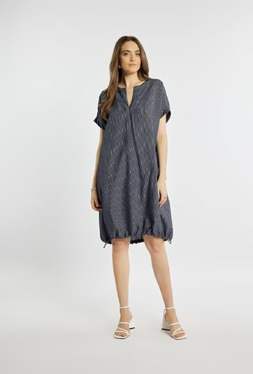 Luźna sukienka z wiskozy