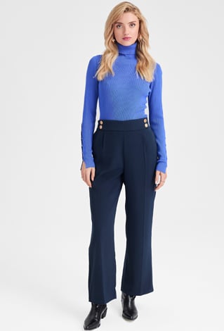 Granatowe spodnie z ozdobnymi guzikami