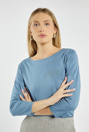 T-shirt z aplikacjami