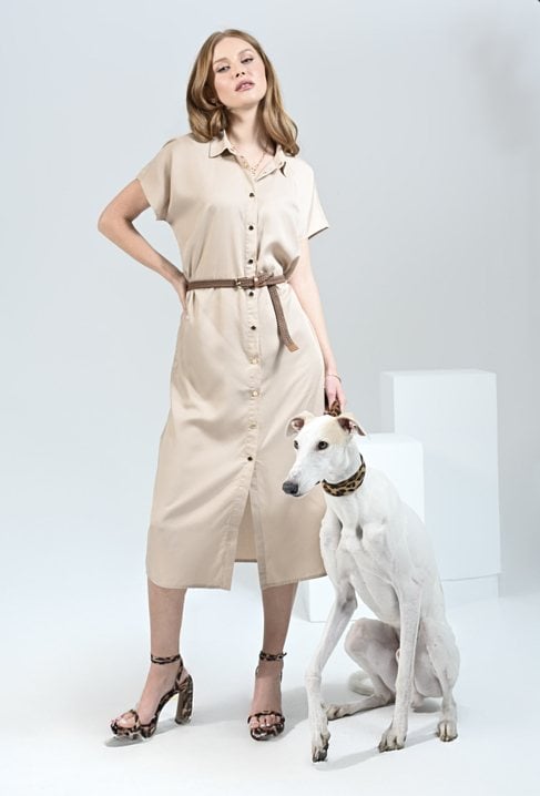 Beżowa szmizjerka z lyocellu