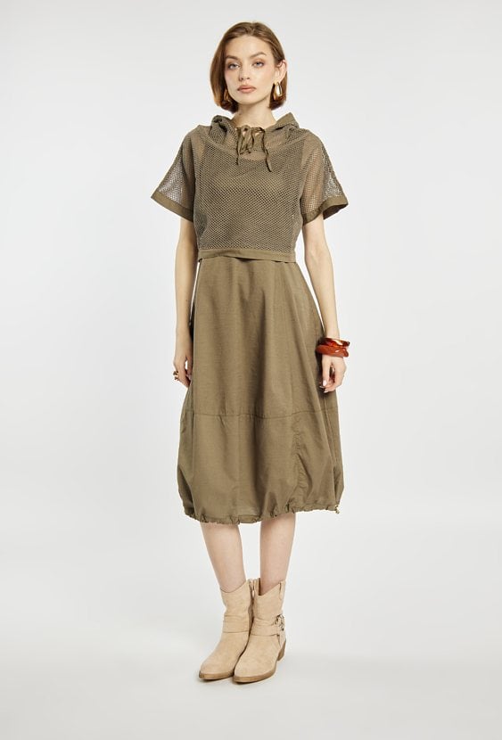 Sukienka z narzutką