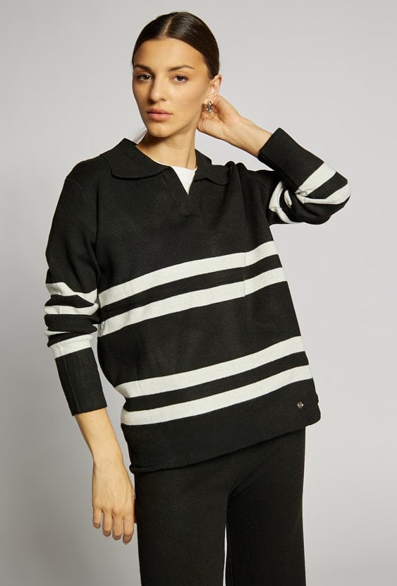 Sweter damski w paski