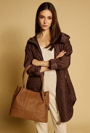 Torba z ozdobnymi przeszyciami