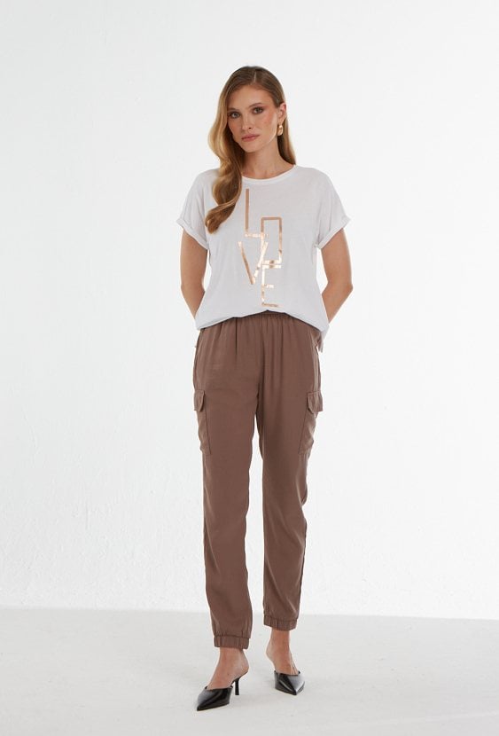 Biały T-shirt z napisem love