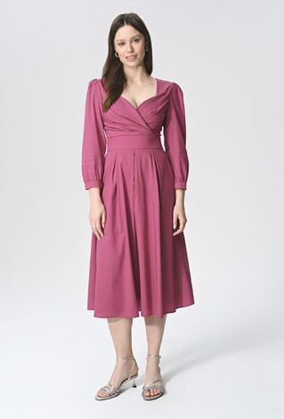 Romantyczna sukienka o rozkloszowanym kroju