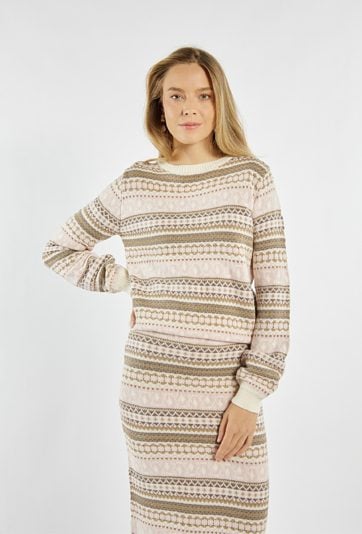 Sweter w świąteczny wzór