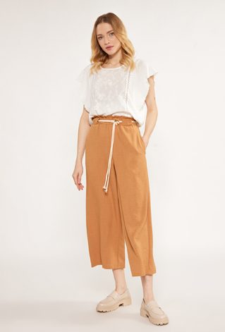 Spodnie damskie z paskiem