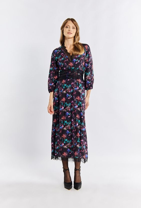 Wiskozowa sukienka z wzorem