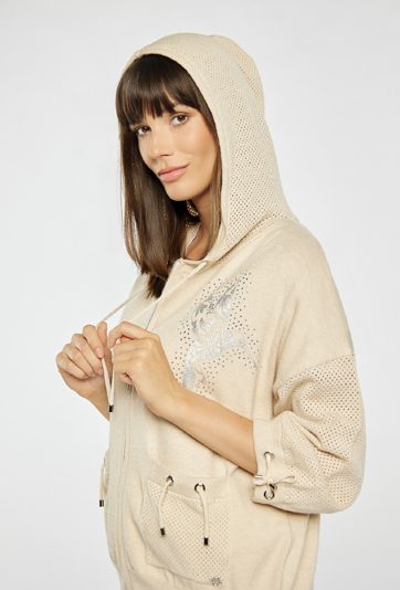 Ażurowy sweter z kapturem