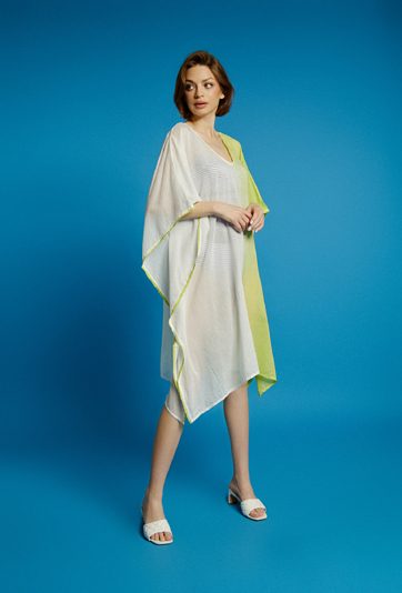 Lekkie pareo plażowe