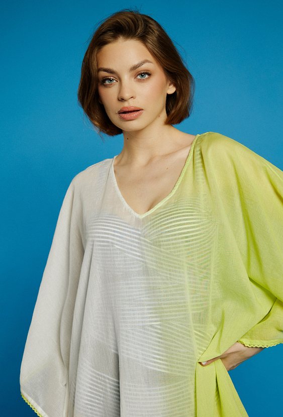 Lekkie pareo plażowe