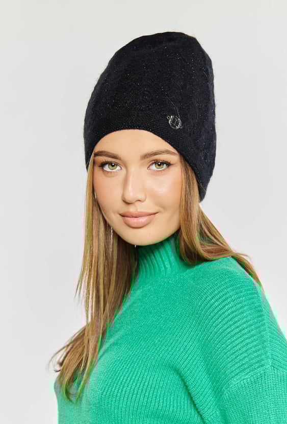 Czapka damska z subtelnym połyskiem