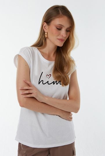 Biały T-shirt z napisem him