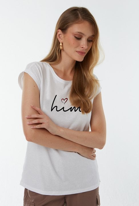 Biały T-shirt z napisem him